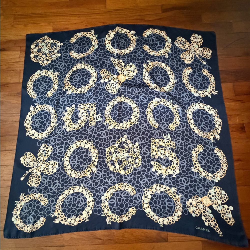 Chanel Coco No. 5 Midnight Blue and Gold Silk Scarf. - Picture 3 of 10
